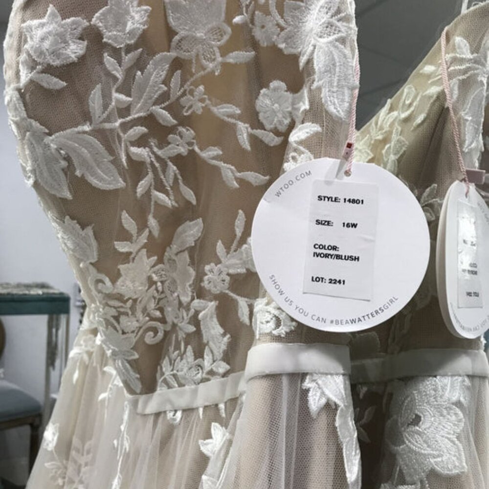 Dinah Wtoo Wedding Dress Ivory/Cream - Picture 5 of 6